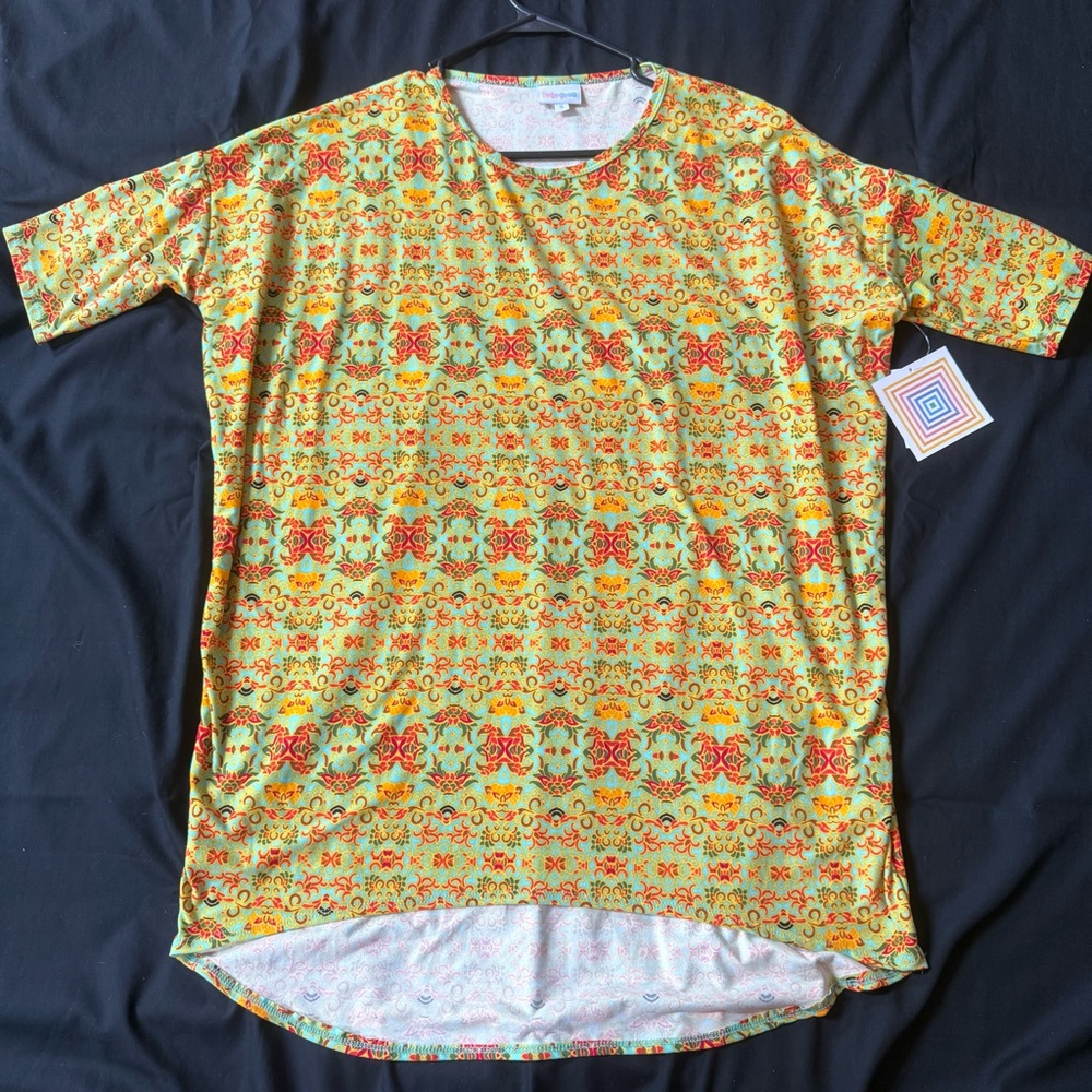 NWT LuLaRoe Irma Women's Tunic Size Sm Short Sleeve - Yellow and Orange Pattern